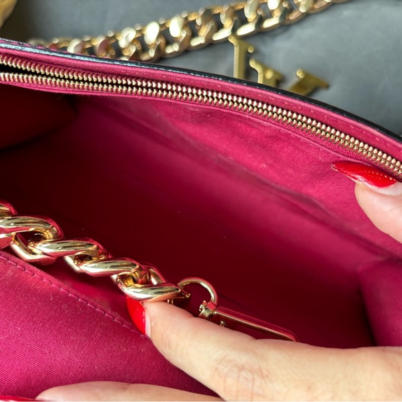 LOUIS VUITTON - Picture 4 of 4